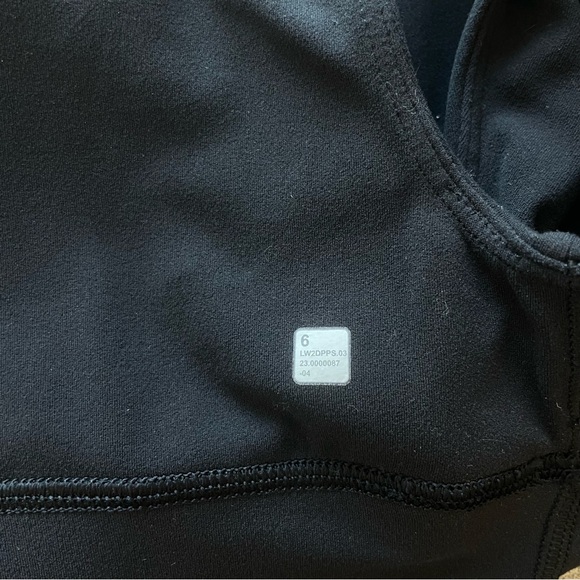 lululemon Black One-Shoulder Asymmetrical Bra Top - Picture 4 of 4